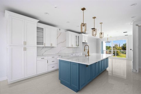Duplex in St. Lucie, Florida 3 bedrooms, 253.53 sq.m. № 1899206 - photo 3