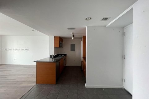 Copropriété à vendre à Miami, Floride: 1 chambre, 78.5 m2 № 1990421 - photo 8