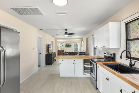 Casa en venta en Plant City, Florida, 2 dormitorios, 105.17 m2 № 1819581 - foto 11