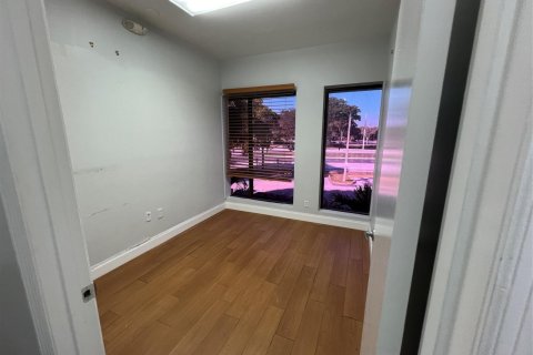 Oficina en alquiler en Plantation, Florida № 1011722 - foto 1