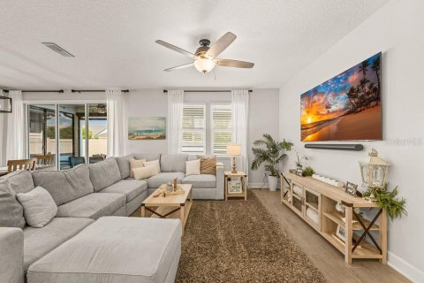 House in Palm Coast, Florida 4 bedrooms, 234.76 sq.m. № 1917939 - photo 8