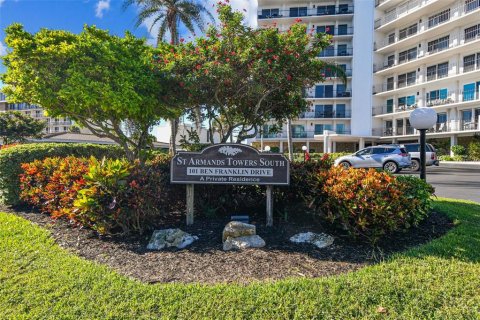 Condominio en alquiler en Sarasota, Florida, 2 dormitorios, 118.45 m2 № 1909389 - foto 4