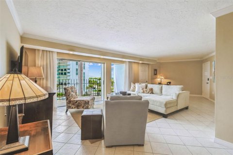 Condominio en alquiler en Sarasota, Florida, 2 dormitorios, 118.45 m2 № 1909389 - foto 10