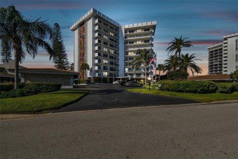 Condominio en alquiler en Sarasota, Florida, 2 dormitorios, 118.45 m2 № 1909389 - foto 3