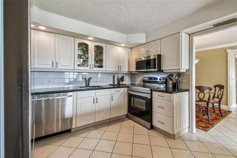 Condominio en alquiler en Sarasota, Florida, 2 dormitorios, 118.45 m2 № 1909389 - foto 22