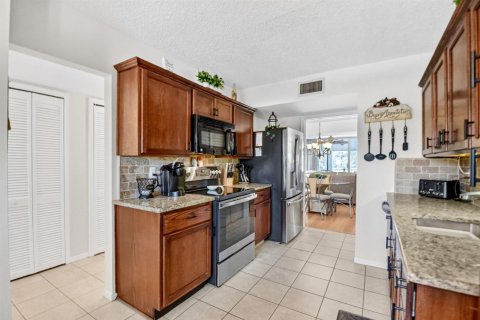Copropriété à louer à Lake Worth, Floride: 2 chambres, 96.06 m2 № 2244563 - photo 12