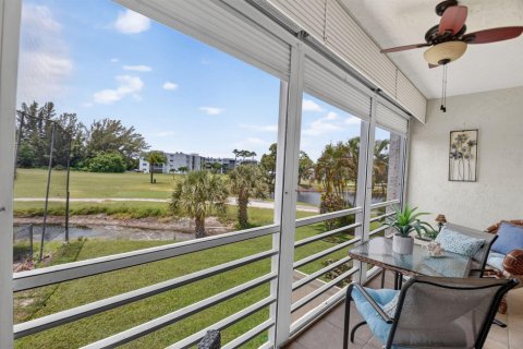 Copropriété à louer à Lake Worth, Floride: 2 chambres, 96.06 m2 № 2244563 - photo 17