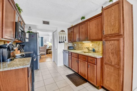 Copropriété à louer à Lake Worth, Floride: 2 chambres, 96.06 m2 № 2244563 - photo 13