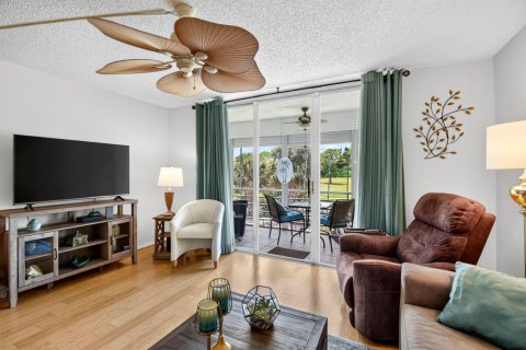 Copropriété à louer à Lake Worth, Floride: 2 chambres, 96.06 m2 № 2244563 - photo 6