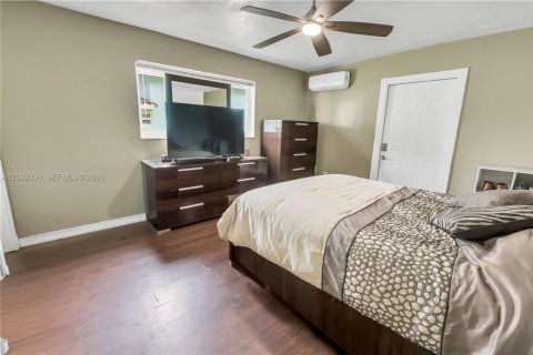 Villa ou maison à vendre à Pembroke Pines, Floride: 4 chambres, 203.64 m2 № 2146506 - photo 21