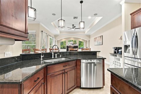 Villa ou maison à vendre à Land O' Lakes, Floride: 4 chambres, 299.8 m2 № 2415091 - photo 17