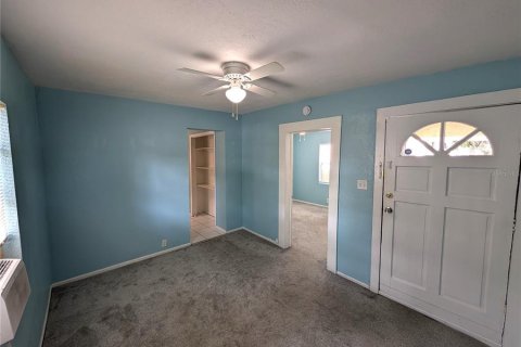 Casa en alquiler en Tampa, Florida, 2 dormitorios, 62.06 m2 № 1905210 - foto 11
