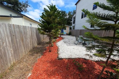 Casa en alquiler en Tampa, Florida, 2 dormitorios, 62.06 m2 № 1905210 - foto 5