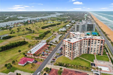 Condo in Flagler Beach, Florida, 1 bedroom № 2119445 - photo 30