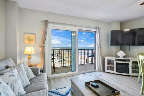 Condo in Flagler Beach, Florida, 1 bedroom № 2119445 - photo 7