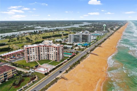 Condo in Flagler Beach, Florida, 1 bedroom № 2119445 - photo 29