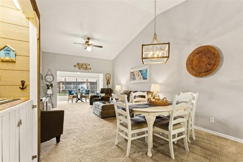 Copropriété à vendre à Sarasota, Floride: 2 chambres, 114.92 m2 № 2279840 - photo 9