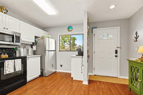 Copropriété à vendre à Sarasota, Floride: 2 chambres, 114.92 m2 № 2279840 - photo 13