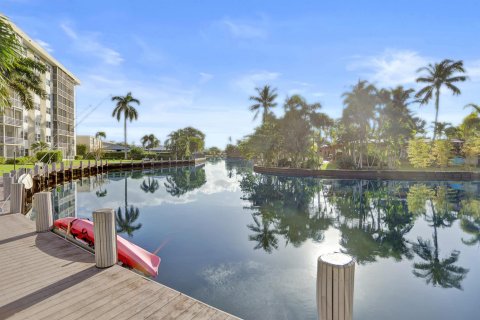 Condo in Oakland Park, Florida, 1 bedroom  № 2246922 - photo 27
