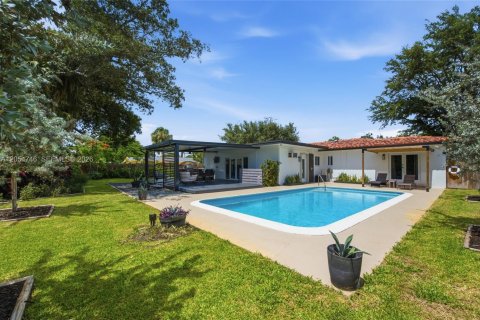Villa ou maison à vendre à Pompano Beach, Floride: 3 chambres, 197.14 m2 № 2259929 - photo 7