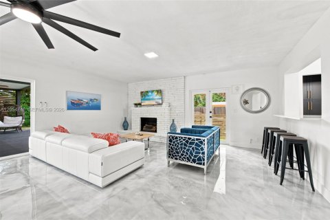 Villa ou maison à vendre à Pompano Beach, Floride: 3 chambres, 197.14 m2 № 2259929 - photo 17