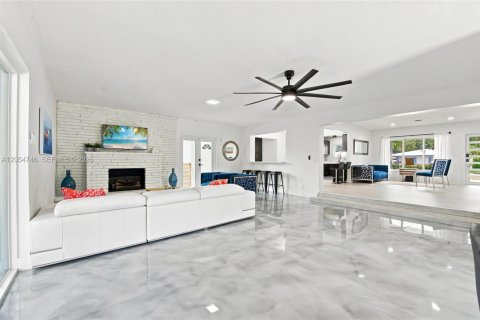 Villa ou maison à vendre à Pompano Beach, Floride: 3 chambres, 197.14 m2 № 2259929 - photo 21