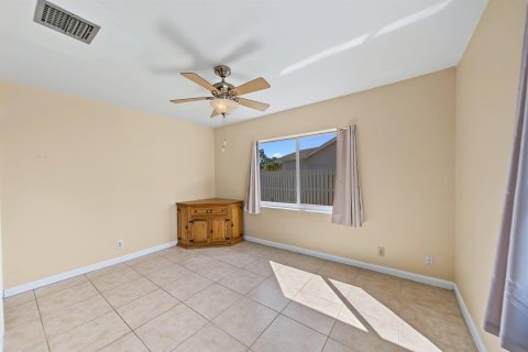 House in Boca Raton, Florida 4 bedrooms, 139.35 sq.m. № 2416200 - photo 29