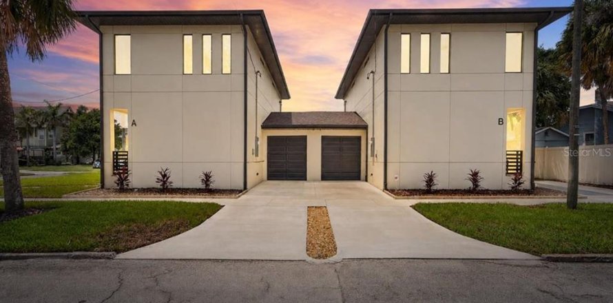 Touwnhouse à Tampa, Floride 3 chambres, 181.35 m2 № 2349532