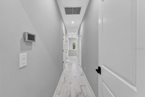 Touwnhouse à vendre à Tampa, Floride: 3 chambres, 181.35 m2 № 2349532 - photo 13