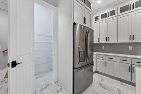 Touwnhouse à vendre à Tampa, Floride: 3 chambres, 181.35 m2 № 2349532 - photo 9