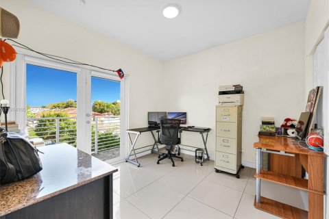 Villa ou maison à vendre à Homestead, Floride: 4 chambres, 137.12 m2 № 2082413 - photo 27