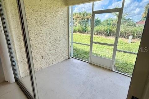 Adosado en alquiler en Kissimmee, Florida, 2 dormitorios, 133.04 m2 № 1910675 - foto 11