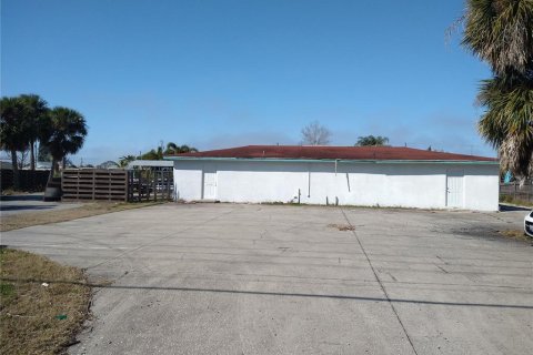 Commercial property in Hudson, Florida 115.11 sq.m. № 2118455 - photo 3