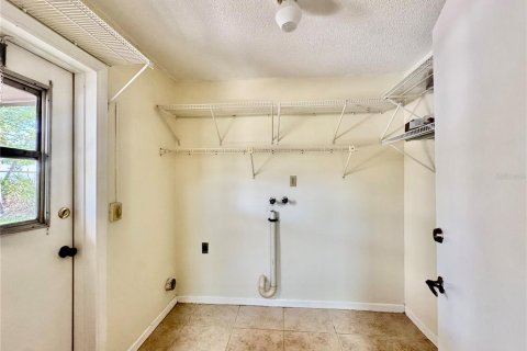 Villa ou maison à louer à Palm Coast, Floride: 2 chambres, 95.6 m2 № 2102338 - photo 11