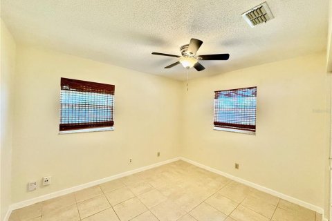 Villa ou maison à louer à Palm Coast, Floride: 2 chambres, 95.6 m2 № 2102338 - photo 8