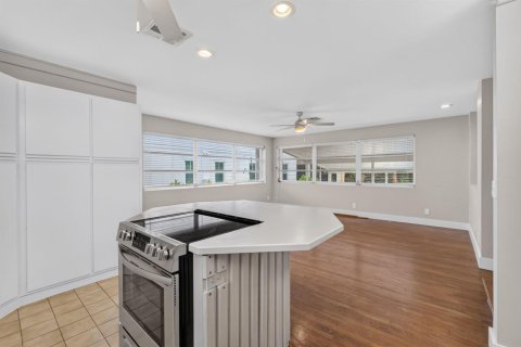 Villa ou maison à louer à Hobe Sound, Floride: 3 chambres, 129.6 m2 № 2399754 - photo 20