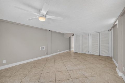 Villa ou maison à louer à Hobe Sound, Floride: 3 chambres, 129.6 m2 № 2399754 - photo 30