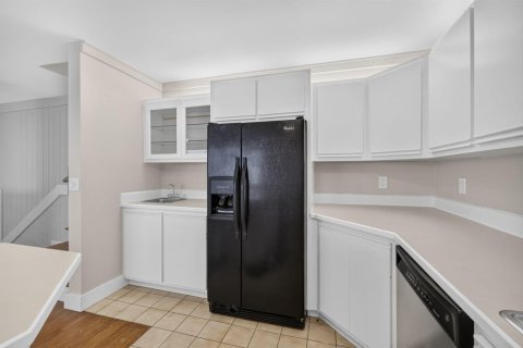 Villa ou maison à louer à Hobe Sound, Floride: 3 chambres, 129.6 m2 № 2399754 - photo 18
