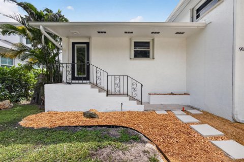 Villa ou maison à louer à Hobe Sound, Floride: 3 chambres, 129.6 m2 № 2399754 - photo 6