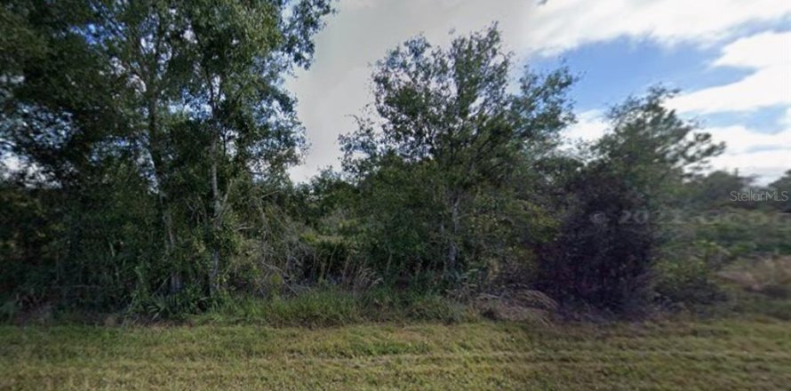 Land in Port Charlotte, Florida № 2163536