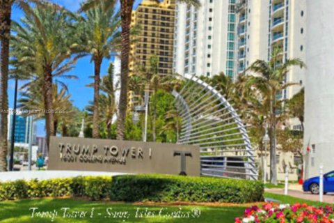 Condo in Sunny Isles Beach, Florida, 2 bedrooms  № 1962927 - photo 4