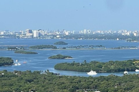 Condo in Sunny Isles Beach, Florida, 2 bedrooms  № 1962927 - photo 28