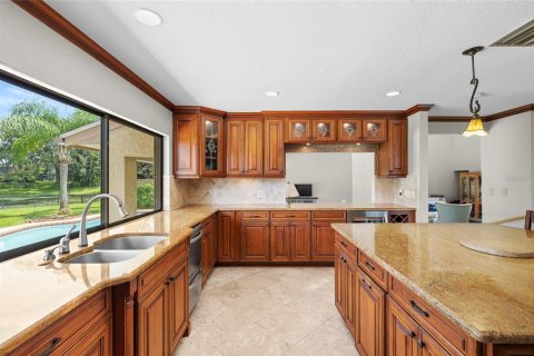Villa ou maison à vendre à Tampa, Floride: 4 chambres, 261.89 m2 № 1911228 - photo 10