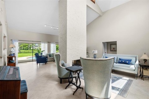 Villa ou maison à vendre à Tampa, Floride: 4 chambres, 261.89 m2 № 1911228 - photo 5