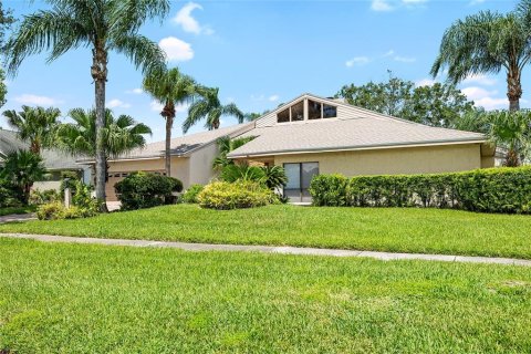 Villa ou maison à vendre à Tampa, Floride: 4 chambres, 261.89 m2 № 1911228 - photo 2