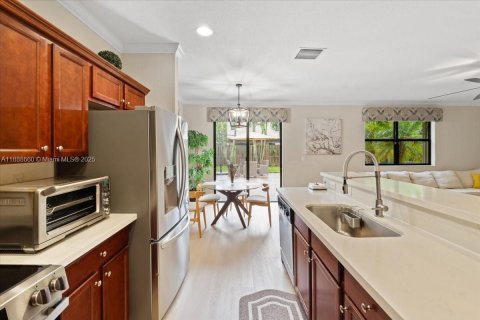 Купить виллу или дом в Майами, Флорида 5 спален, 227.05м2, № 1948488 - фото 19