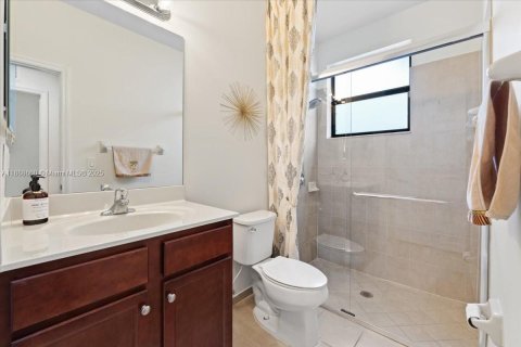 Купить виллу или дом в Майами, Флорида 5 спален, 227.05м2, № 1948488 - фото 10