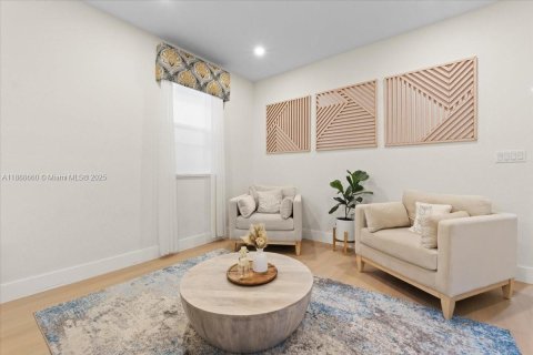 Купить виллу или дом в Майами, Флорида 5 спален, 227.05м2, № 1948488 - фото 11