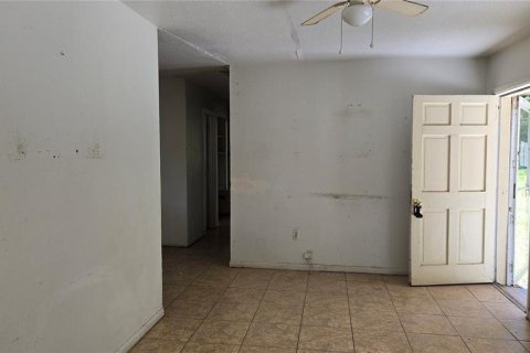 Villa ou maison à vendre à Ocala, Floride: 4 chambres, 112.04 m2 № 2207419 - photo 4