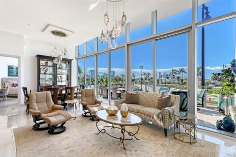 Condo in Sarasota, Florida, 2 bedrooms  № 2428924 - photo 6